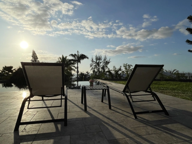 1 BAINS DE SOLEIL CHEZ CLIENTS