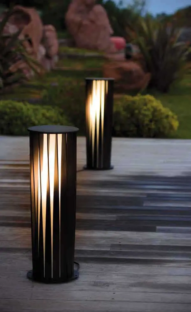 2 ATON LAMPE À POSER copie