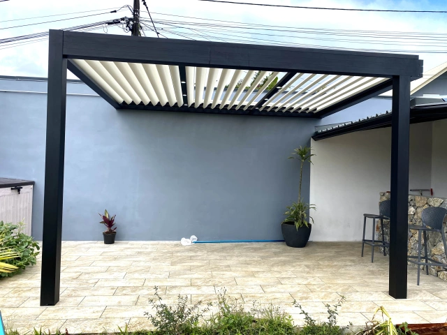 2 PERGOLA BIOCLIMATIQUE ST ANDRÉ