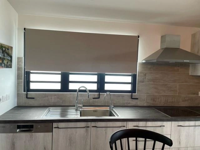 2 store entouleur st leu