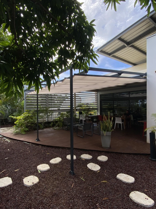 5 PERGOLA AZUR FRANCE TV