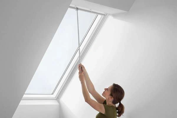 canne telescopique store velux