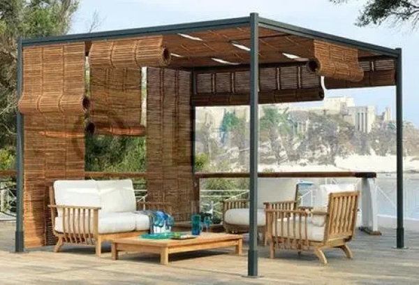 installation pergola canisse