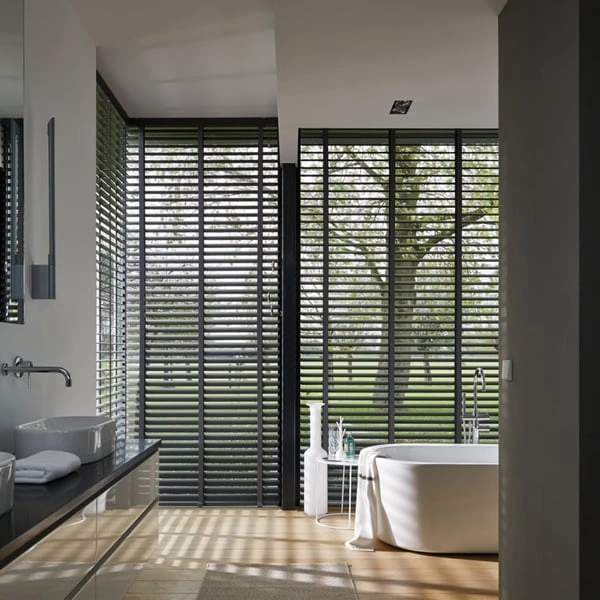 store vénitien en aluminium