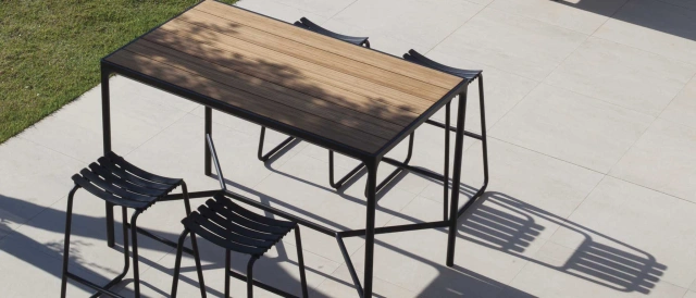 FOUR_bar_borde4_banner