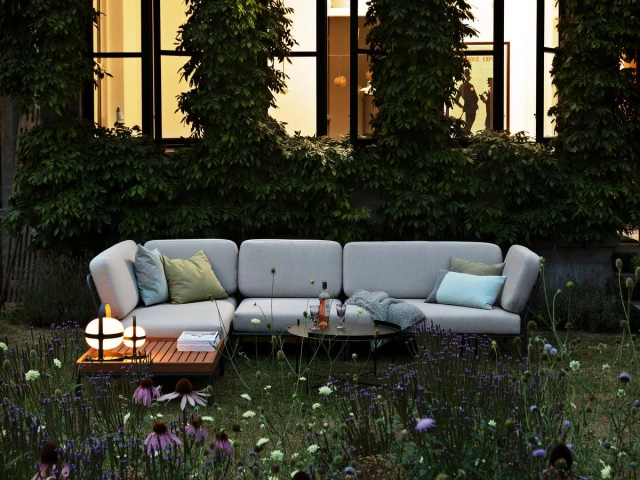 houe-level-lounge-chair-ambiente-02_zoom