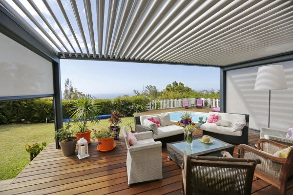 Pergola store vis a vis atelier du store