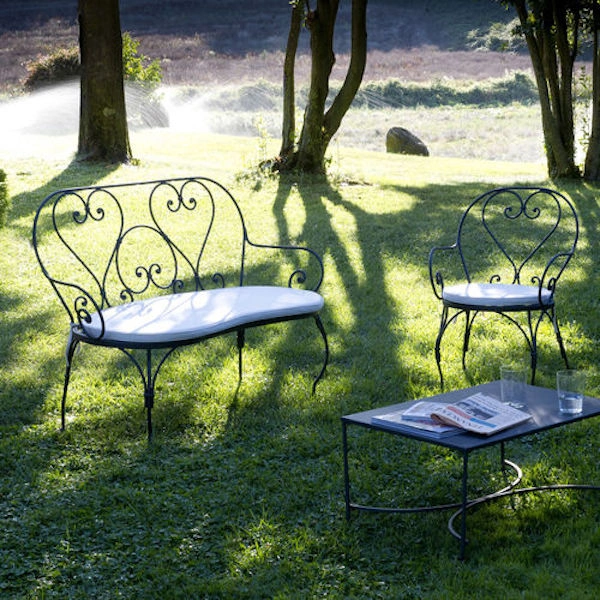 nettoyer mobilier de jardin fer forgé