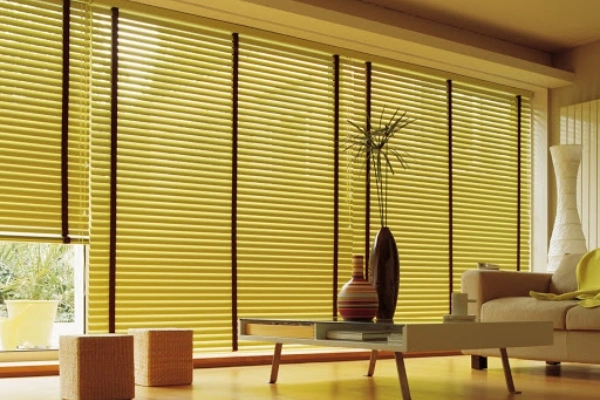 type-de-stores-vénitien