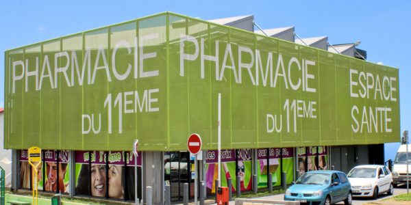 realisation-toile-tendue-pvc-pharmacie